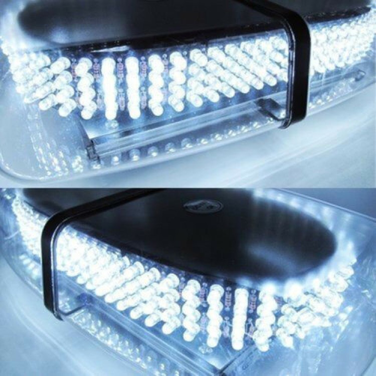 Μαγνητικός άσπρος φάρος 12 Strobe Light Bar 240 Led