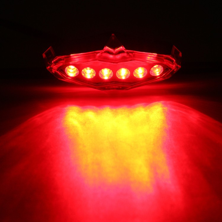 Universal φανάρι μοτοσυκλέτας 12V με 6 Led πορείας & φρένων