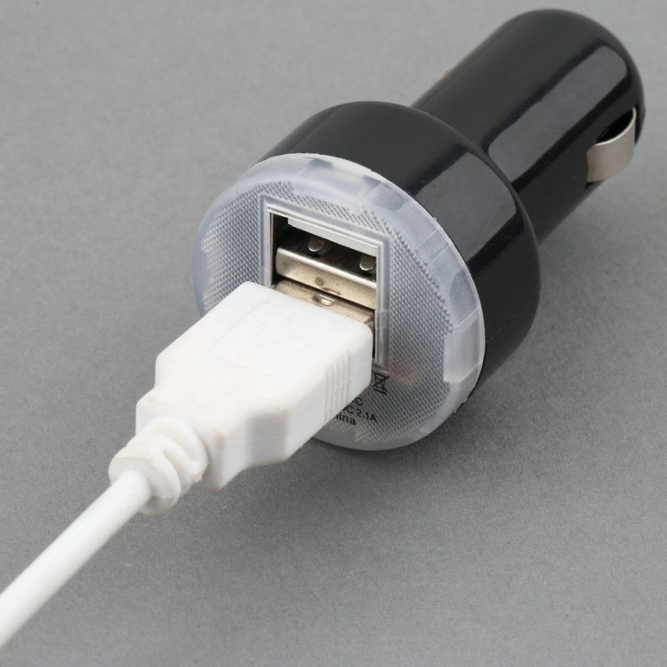 Φορτιστής αναπτήρα αυτοκινήτου με 2 usb