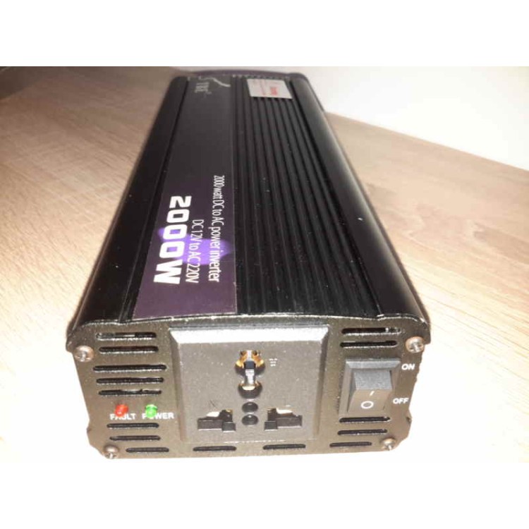 Inverter αυτοκινήτου από DC 12V σε AC 220V 2000w