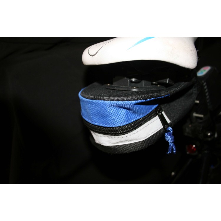 Τσαντάκι ποδηλάτου με εργαλεία επισκευής κιτ