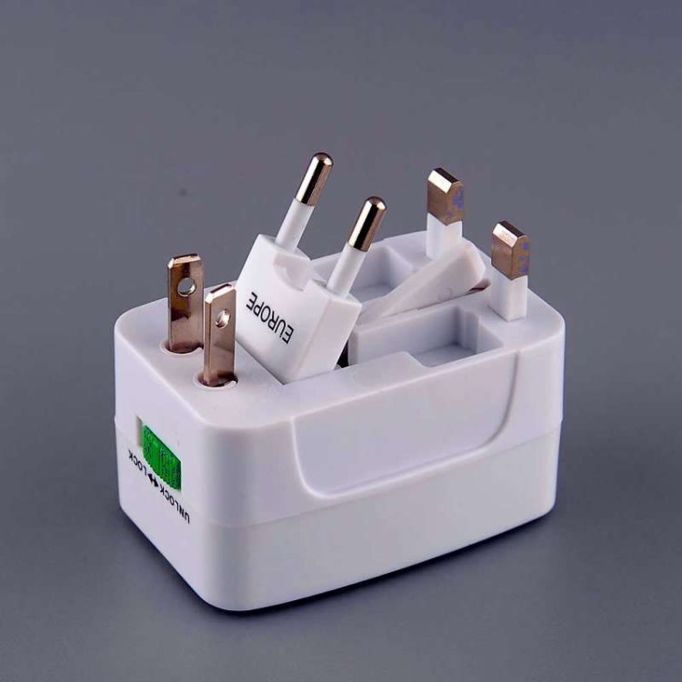 Αντάπτορας ταξιδιού Universal All-In-One