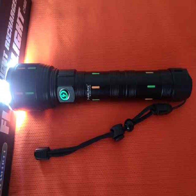 Φακός Led Επαναφορτιζόμενος 30w με 2 μπαταρίες λιθίου 26650 1000μ