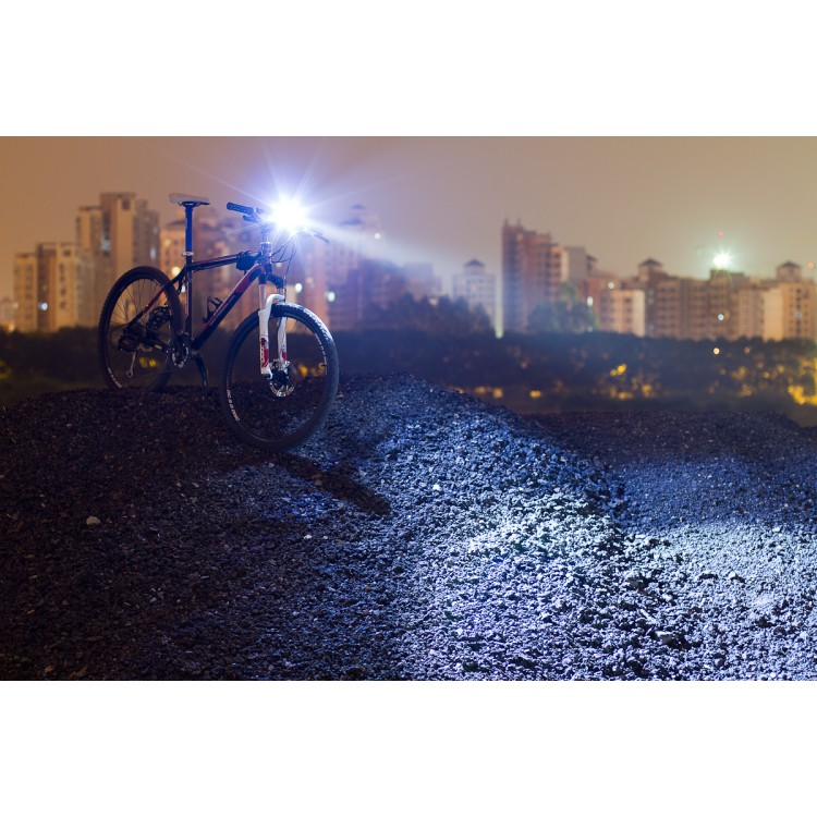 Φακός Led Ποδηλάτου-Πεζοπορίας Led 6000Lm+2 μπαταρίες(Li-ion)