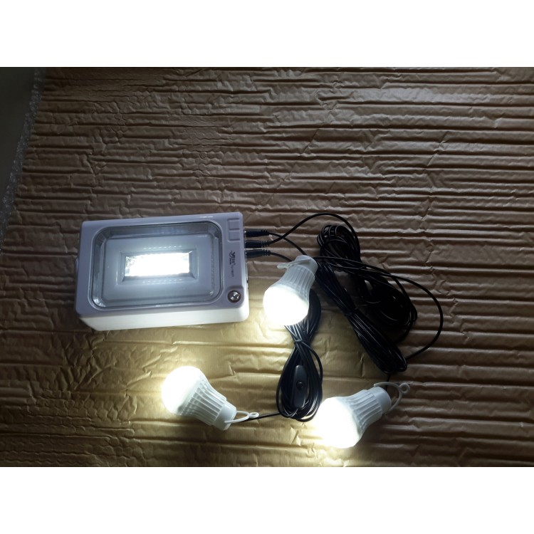 Σύστημα ηλιακής ενέργειας με επαναφορτιζόμενη μπαταρία 2200mAh